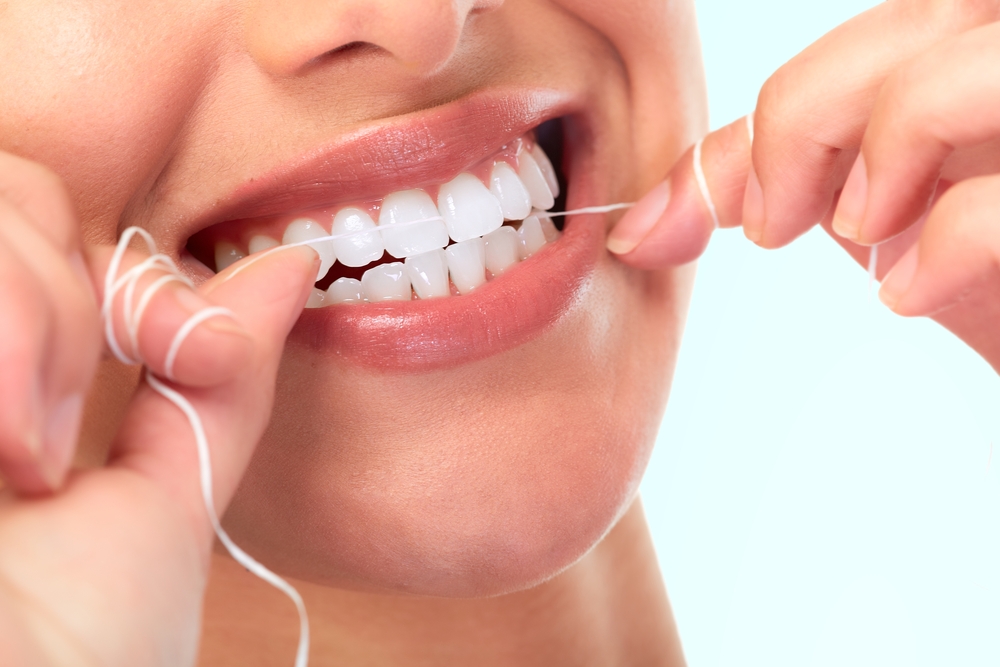 Применение и способ использования зубных нитей